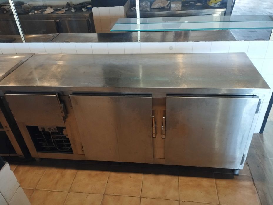 Frigorífico a bancada