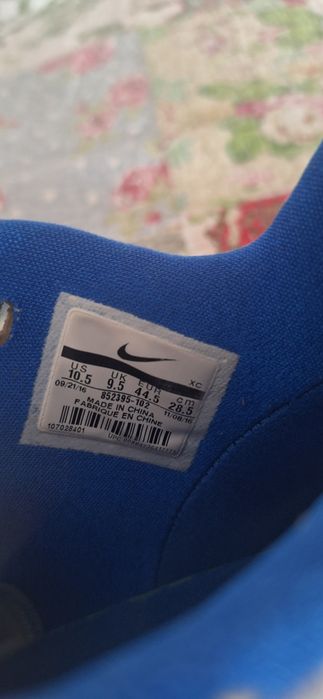 Sprzedam buty hala, koszykówka  Nike Kyrie 3 "Duke" 28.5 cm wkladka