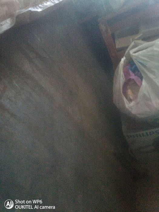 Продам металеві двері.