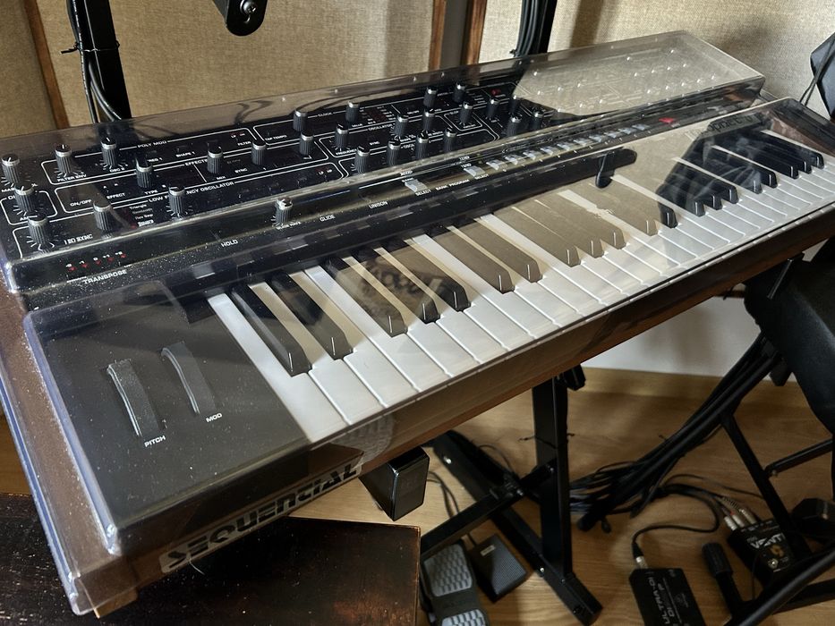 Sequential Prophet 6 - excelente estado