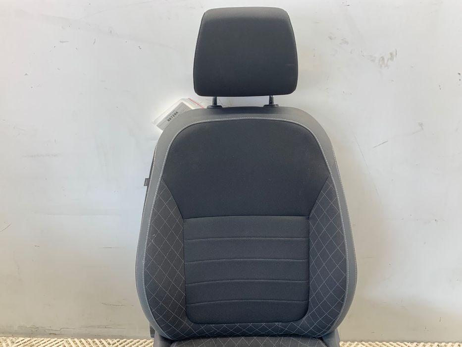 FOTEL PRAWY PRZÓD SKODA FABIA III Kombi SIEDZENIE PRZEDNI, PRAWA