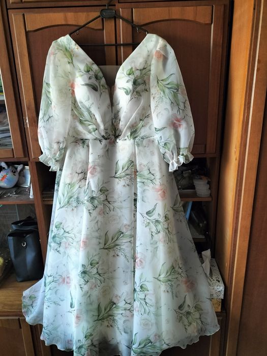 Плаття на випускний