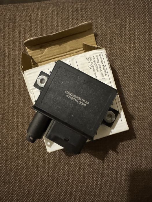 Реле свічів  накалу. Бмв  2.0 н 47