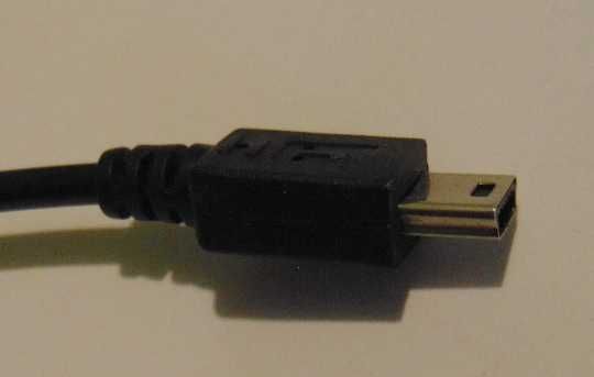 Ładowarka samochodowa GT zapalniczka miniUSB 12/24V-5V (16)