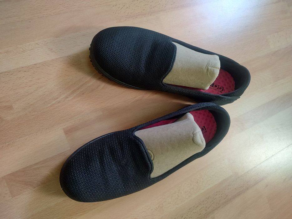 Buty skechers 36