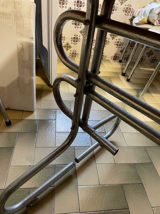 Mesa de cozinha redonda