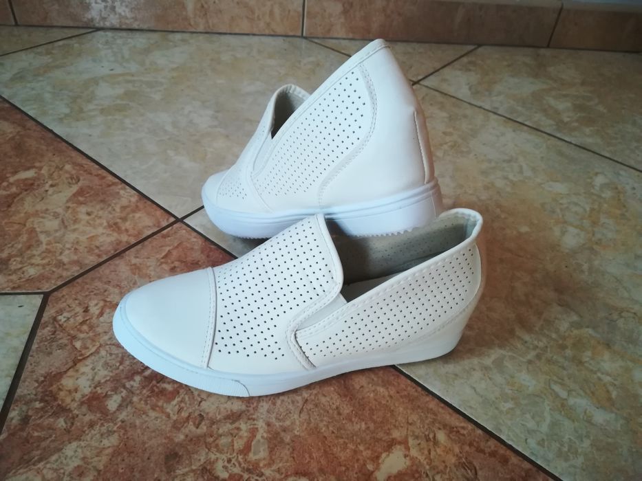 Buty na wiosenne r. 40/41