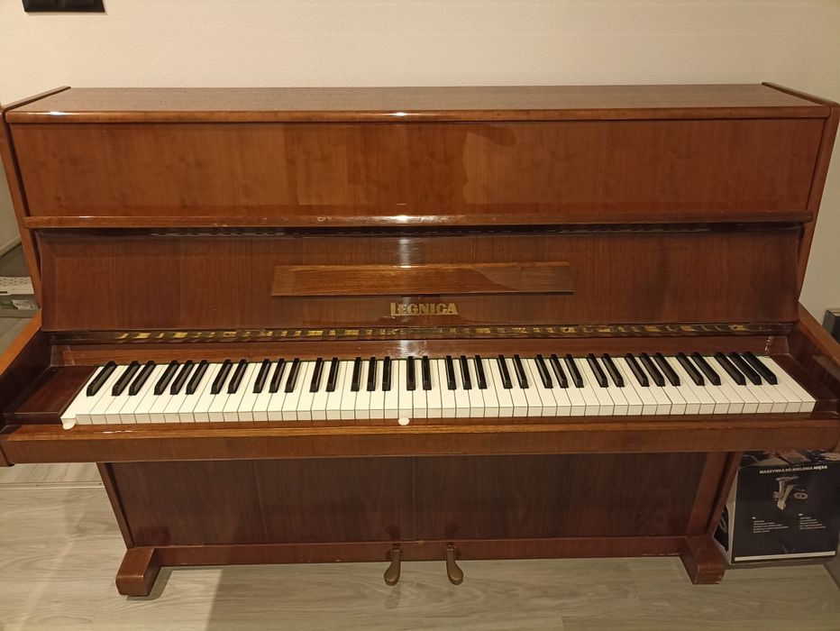 Pianino Legnica używane