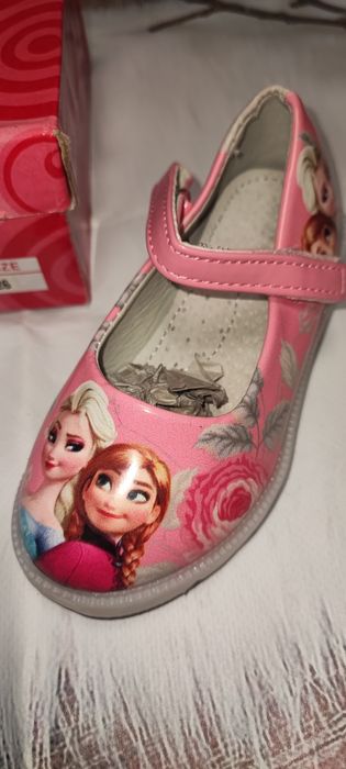 Туфли на девочку 26 размер