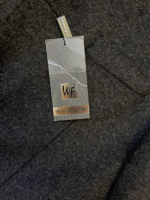 Продам пальто новое