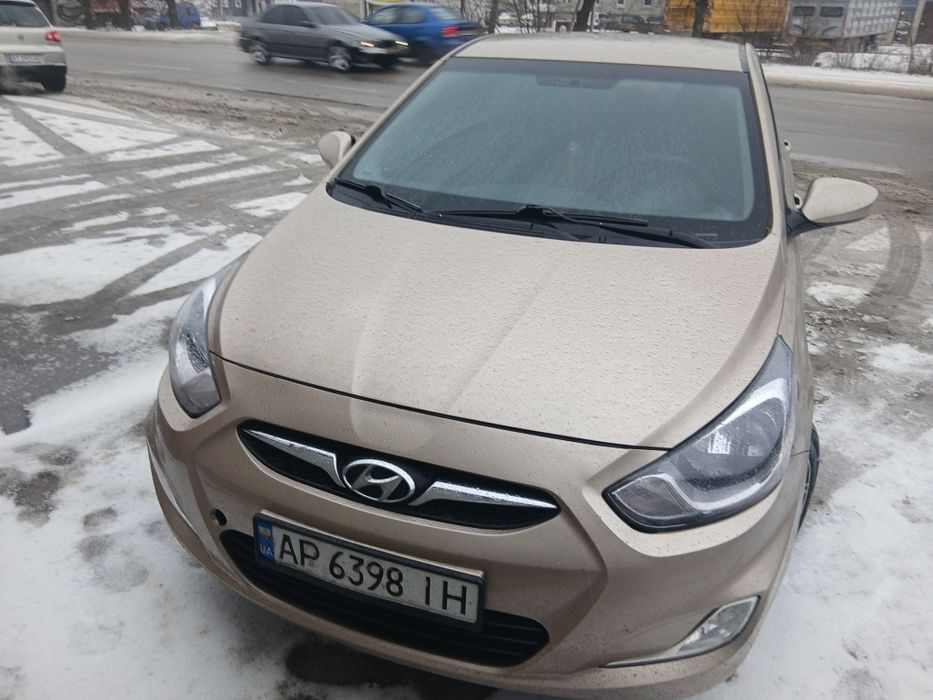 Хендай акцент 2013 года