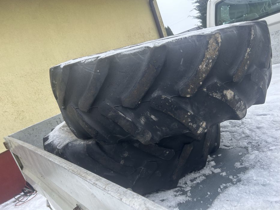 Używane Opony 13,6R24