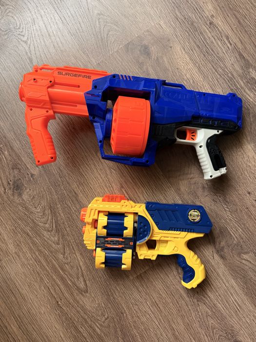 Бластер пістолет автомат Nerf. Nerf Elite Surgefire