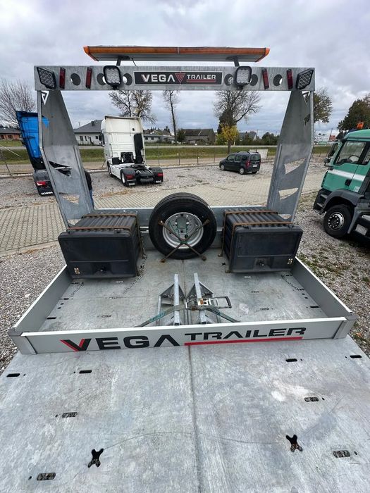 Vega Trailer