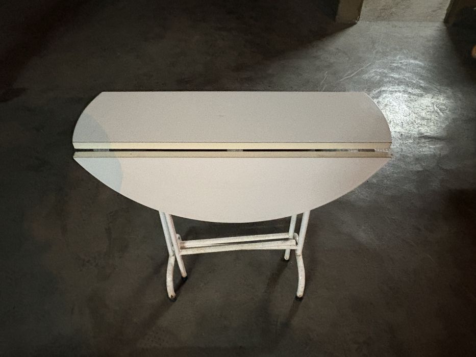 Foldable wooden tables64751445592065120