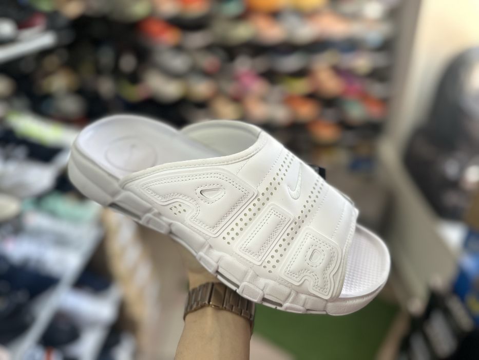 Шльопанці Nike Air More Uptempo 96 ( РОЗМІР 46,48.5)