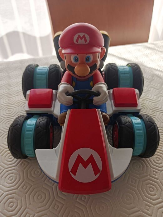 Carro Mario Kart Anti-Gravity (Temporariamente Indisponivel)