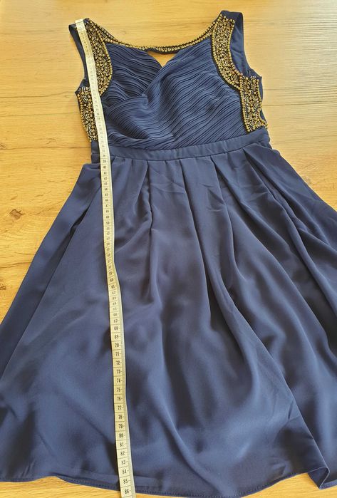 Granatowa rozkloszowana sukienka, TFNC London, rozmiar s