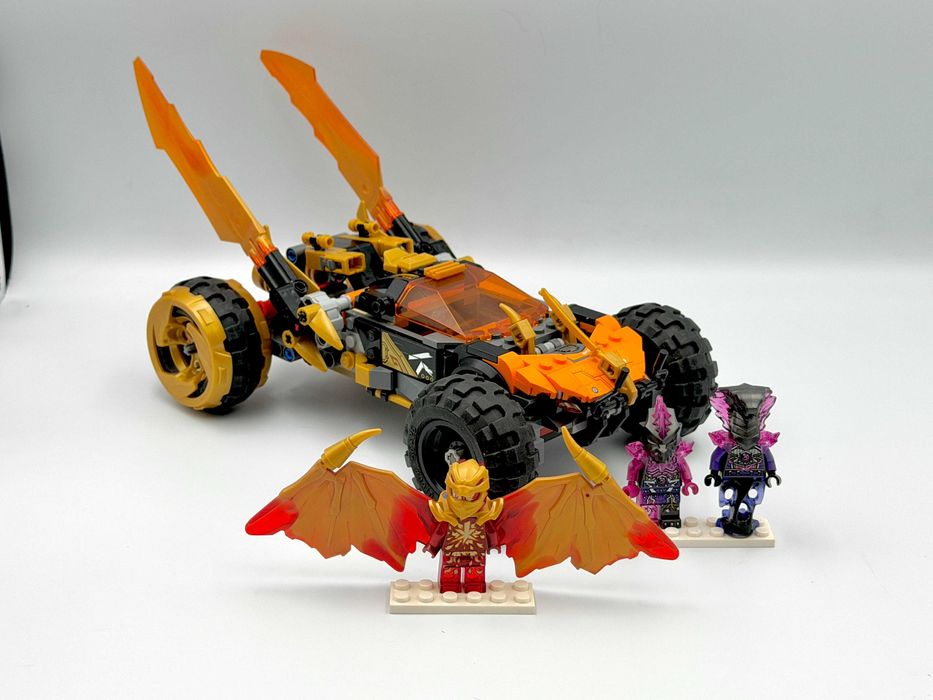 LEGO Ninjago 71769 - Smoczy krążownik Cole’a