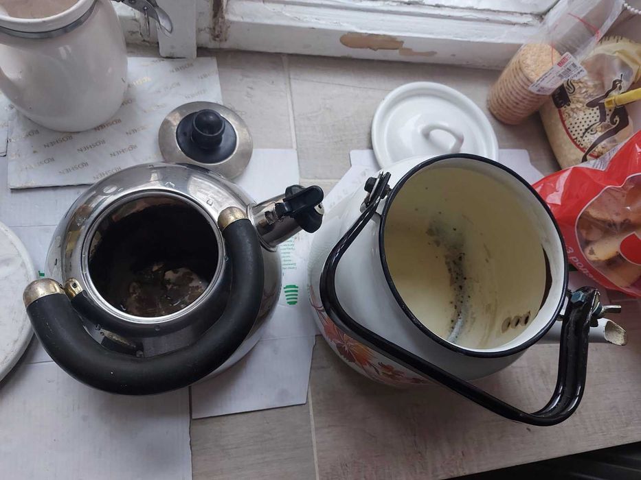 Чайник для відкритого вогня  не новый.