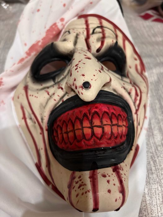 Máscara Terrifier nova