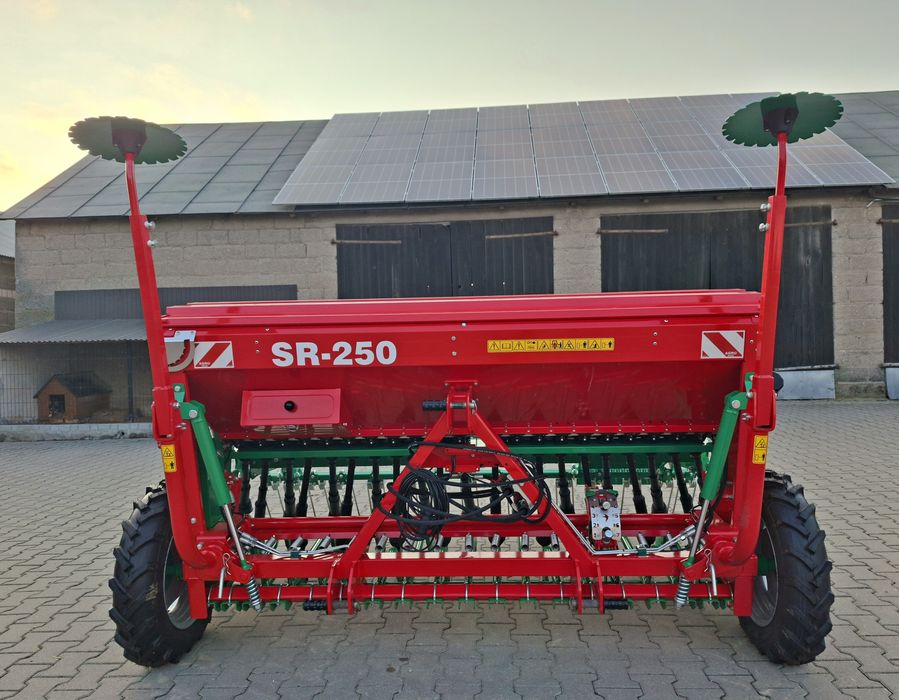 Nowy siewnik zbożowy Agromasz SR 250 Okazja !!!