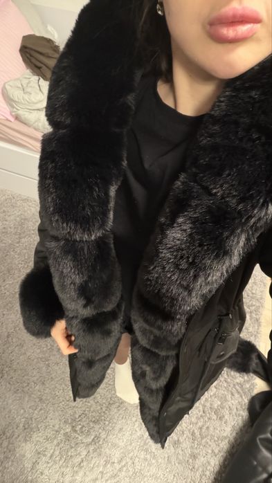 Зимова парка з хутром