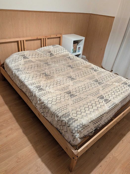 Cama Pinho Maciço e Colchão