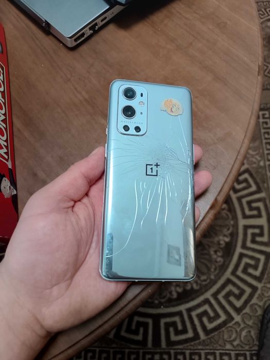 Oneplus 9 pro 5g 8+4/256gb