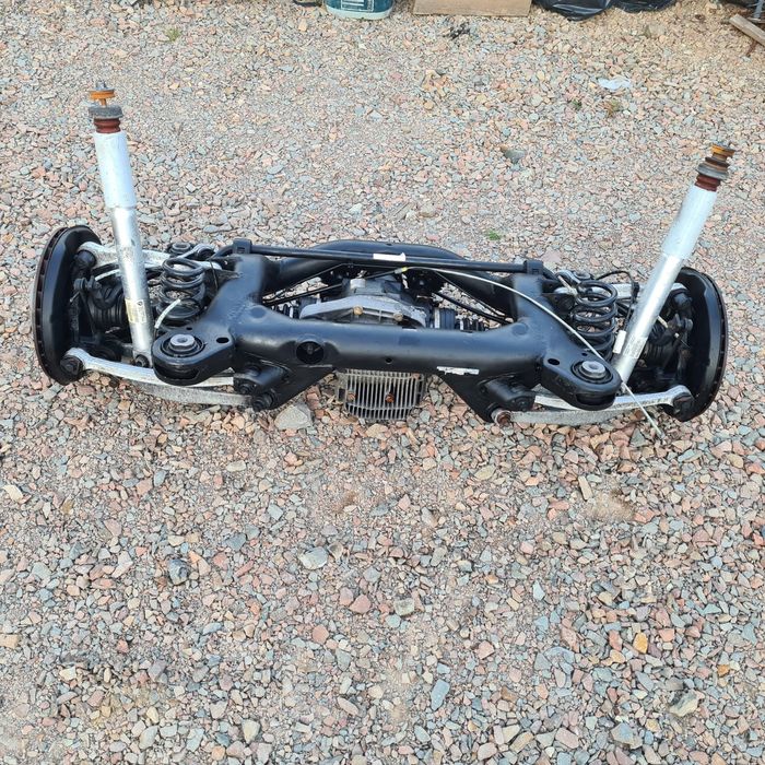 Zawieszenie tył BMW E92 M3 komplet