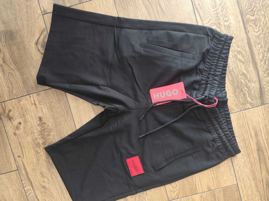 Nowe spodenki męskie szorty bawełna Hugo Boss L/xl