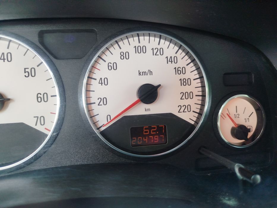Продам Opel Zafira
