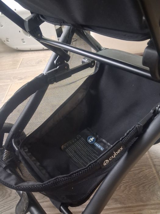 Коляска Cybex beezy