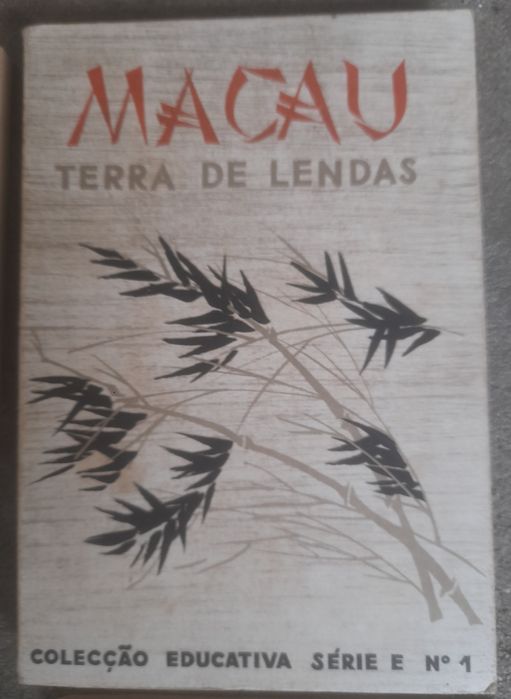 Livros antigos variados de literatura