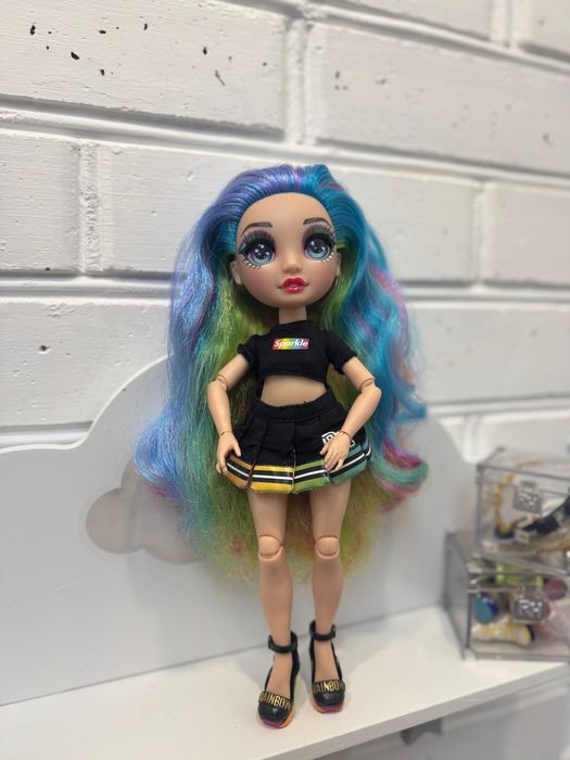 Красуня лялька Rainbow High Amaya Raine MGA