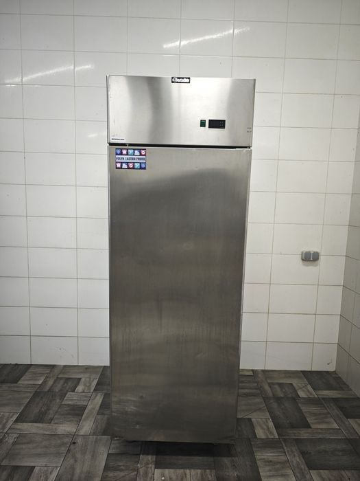 Холодильна шафа 700л Bartscher Німеччина