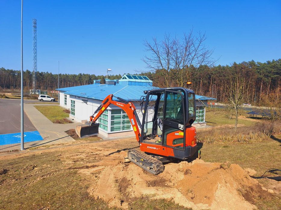 Usługi minikoparką wiertnica