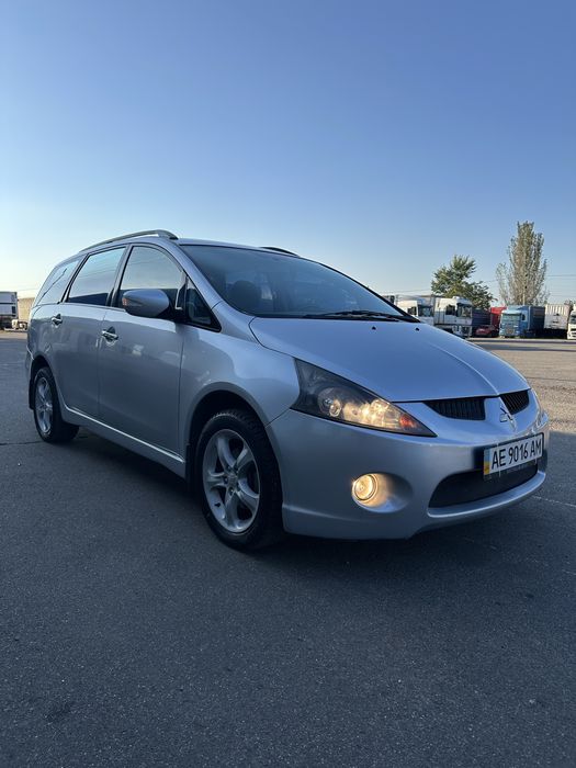 Mitsubishi Grandis 2005 рік Автомат