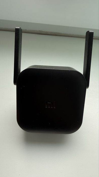 Ретранслятор Xiaomi Mi WiFi Range Extender Pro