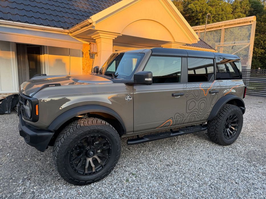 Ford Bronco