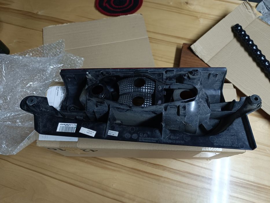 Farolim traz direito citroen berlingo