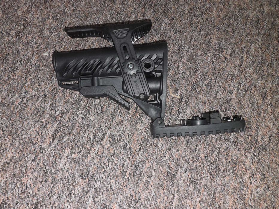 Приклад FAB Defense GLR-16 CP з регульованою щокою для AR15/M16.