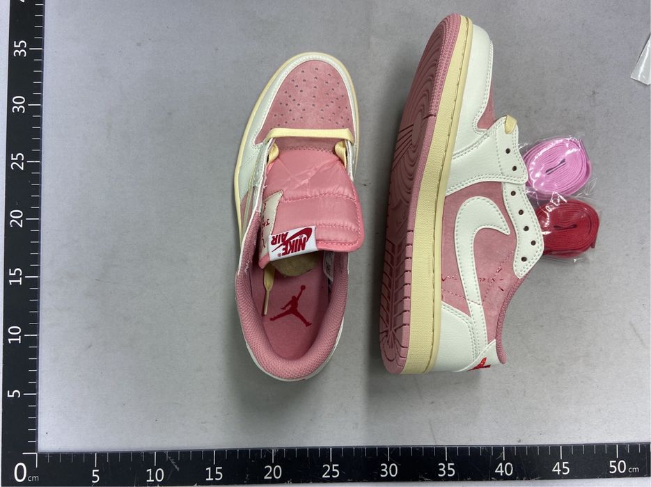 Jordan 1 Retro Low OG SP Sail Shy Pink – Tamanho 40