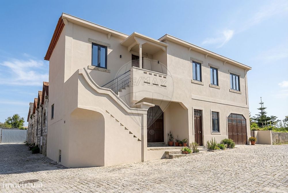 Moradia T4 para venda