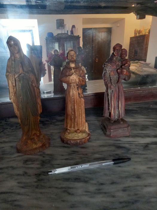Arte Sacra- Imagens de Nossa Senhora, S.Francisco de Assis e Santo Ant