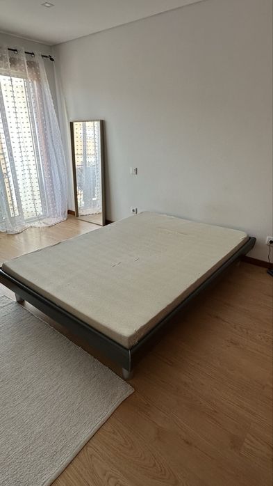 Cama e estrado 140x200