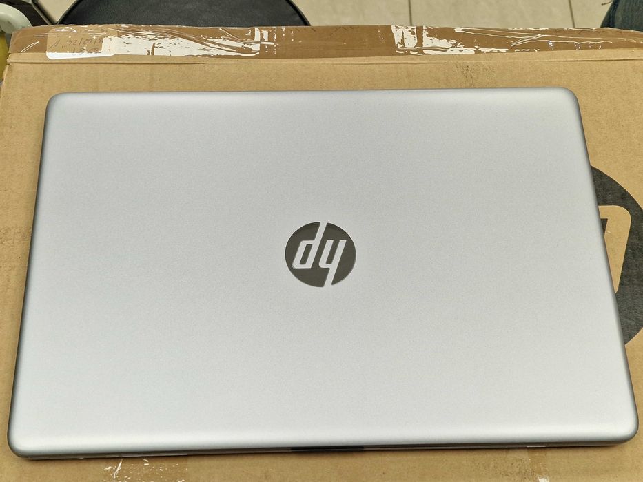 HP 250 G9/ i3-1215u/ 16GB/ 256GB/ 15.6 FHD 60Hz/ Win11/ Grade A