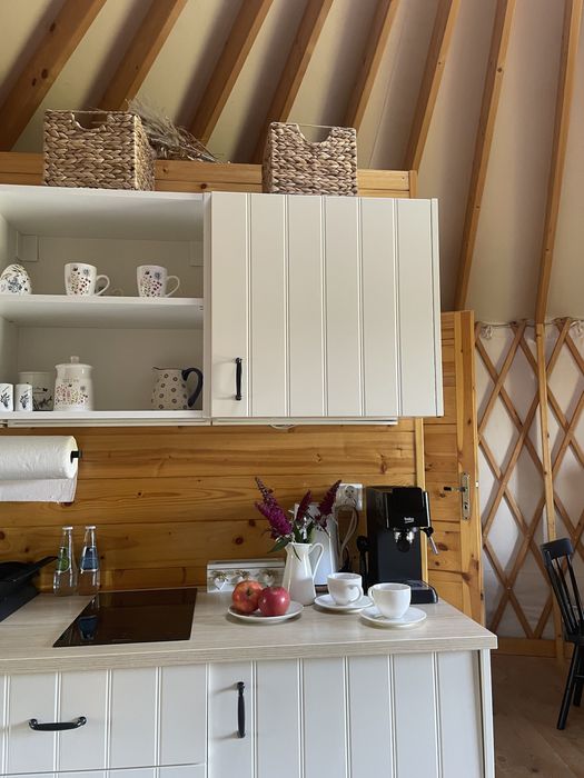 Jurta Całoroczna, BESKIDY, KOMINEK, noclegi w górach