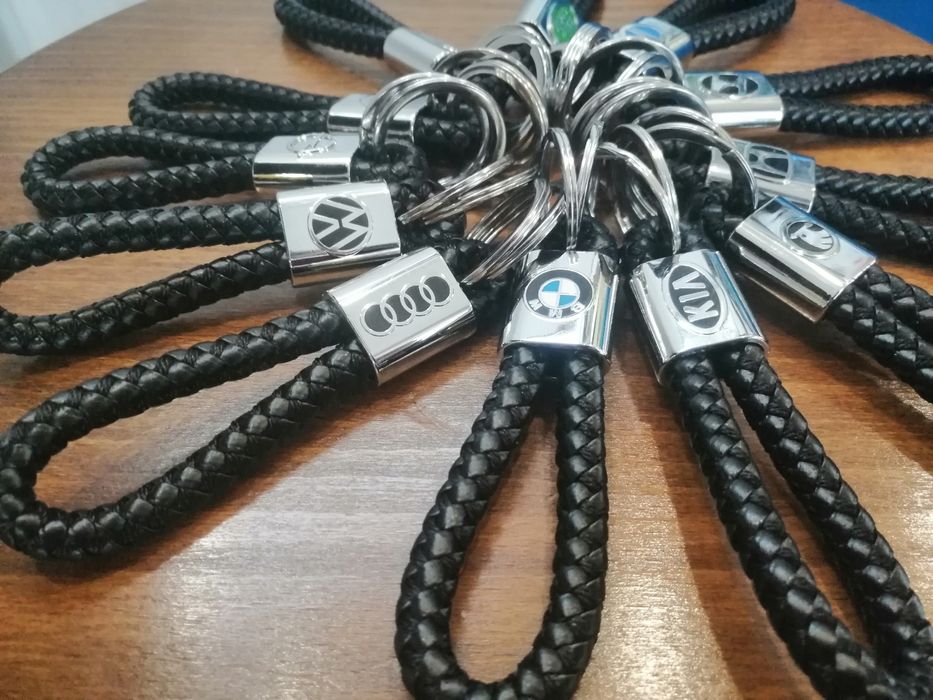 Брелок для ключів Вашого авто