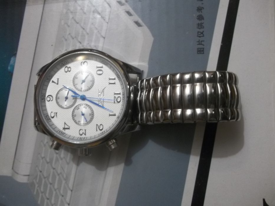 наручные часы с авто подзаводом Jaragar